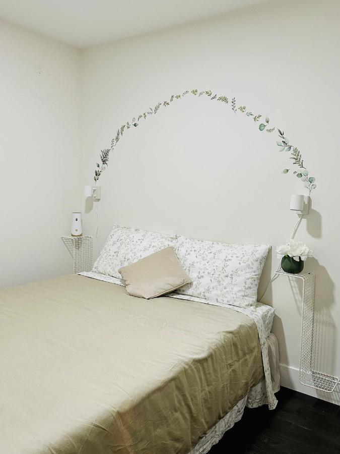 2Br 1.5Ba Full Kitchen Private Guest House - Free Parking - Central Location Ванкувър Екстериор снимка